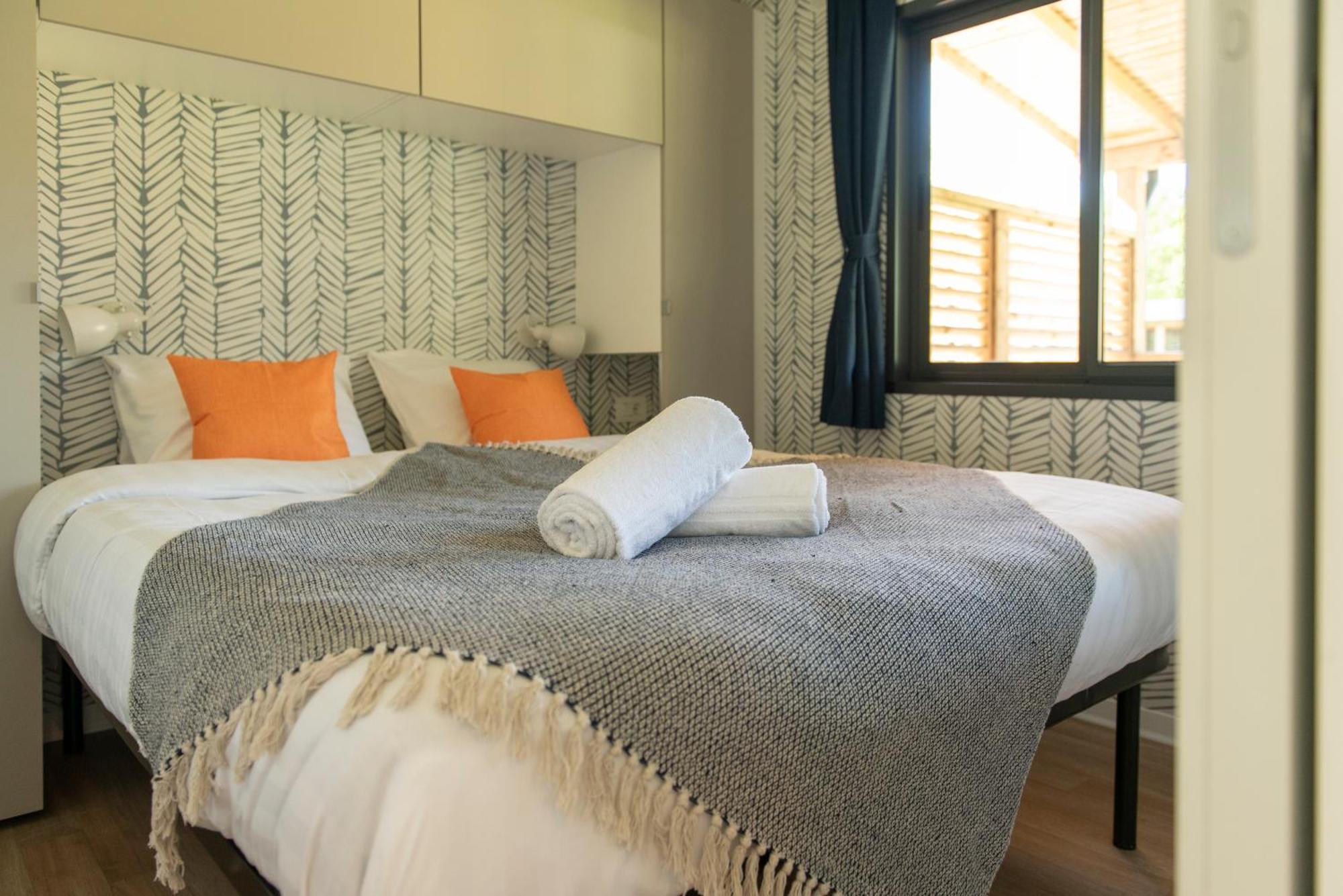 אירסל Estivo Premium Mobile Homes On Holidaypark Terspegelt מראה חיצוני תמונה