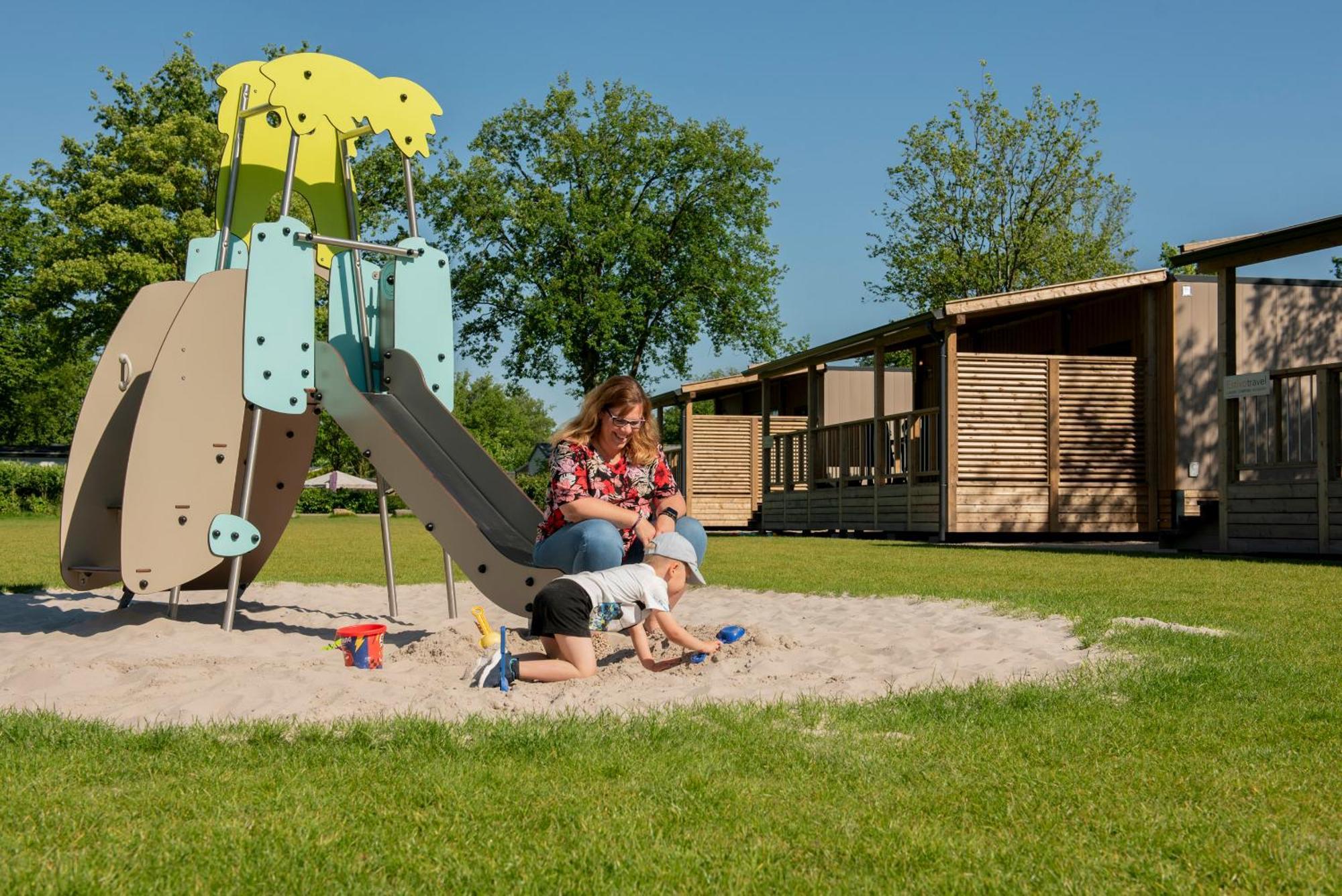 אירסל Estivo Premium Mobile Homes On Holidaypark Terspegelt מראה חיצוני תמונה
